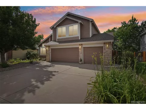 19093 E Chenango Cir, Aurora, CO 80015 photo 2