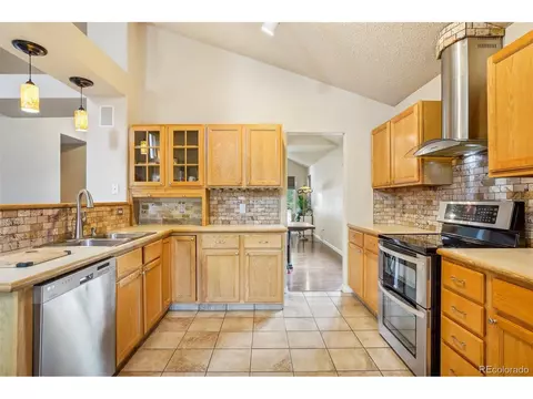 19093 E Chenango Cir, Aurora, CO 80015 photo 11