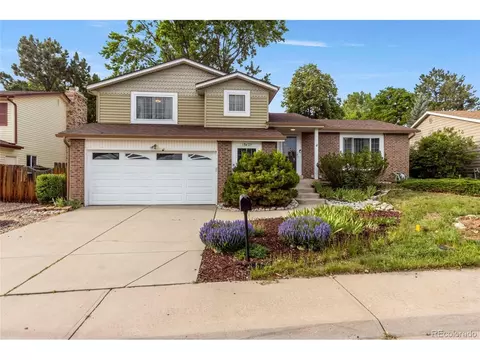 18625 E Kent Dr, Aurora, CO 80013