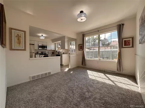 9112 E Amherst Dr #E, Denver, CO 80231 photo 6