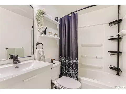 195 Mckinley Dr, Bennett, CO 80102 photo 7