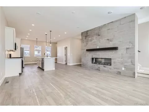 10139 E 62nd Ave, Denver, CO 80238