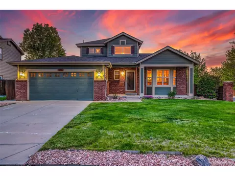 2587 S Flanders Ct, Aurora, CO 80013