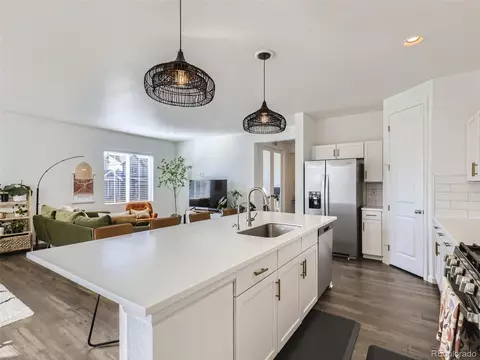 27872 E 7th Ave, Aurora, CO 80018 photo 14