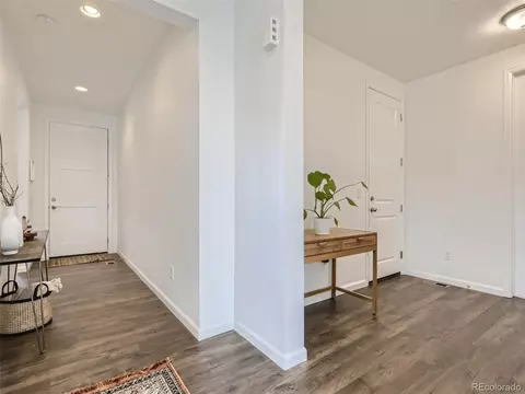 27872 E 7th Ave, Aurora, CO 80018 photo 5