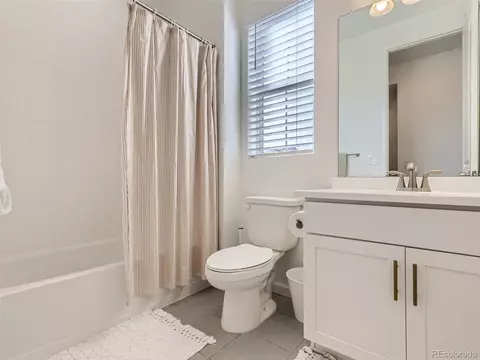 27872 E 7th Ave, Aurora, CO 80018 photo 21
