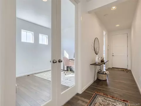 27872 E 7th Ave, Aurora, CO 80018 photo 4