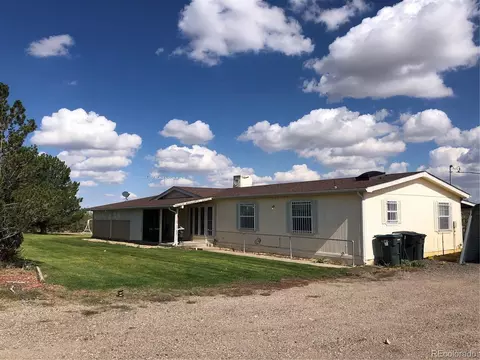 45130 E Iliff Trl, Bennett, CO 80102 photo 1