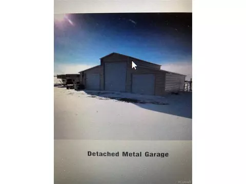 45130 E Iliff Trl, Bennett, CO 80102 photo 4
