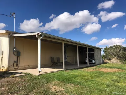 45130 E Iliff Trl, Bennett, CO 80102 photo 7