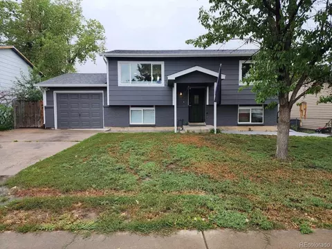 121 Birch St, Hudson, CO 80642