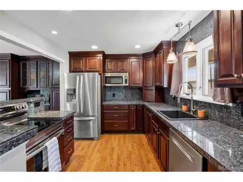 2625 S Peoria St, Aurora, CO 80014