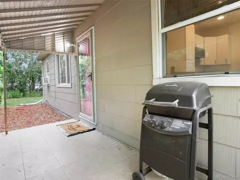 75 Stuart St, Denver, CO 80219 photo 3