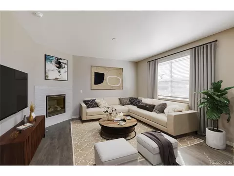 27604 E Byers Ave, Aurora, CO 80018 photo 5