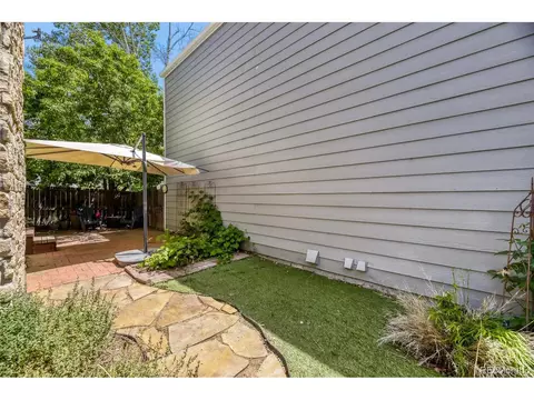 Exterior - 11609 E Cornell Cir, Aurora, CO 80014 photo 6 of 11