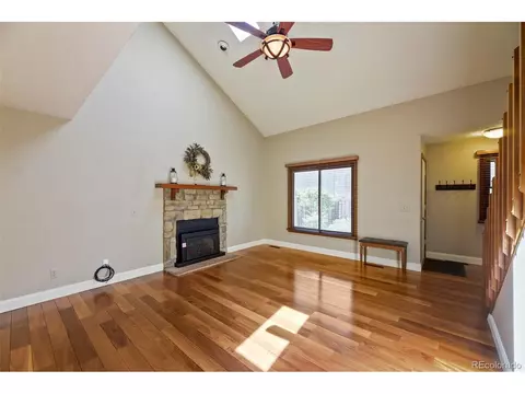 Living - 11609 E Cornell Cir, Aurora, CO 80014 photo 2 of 3