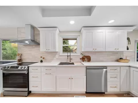 7910 E Bethany Pl, Denver, CO 80231 photo 12