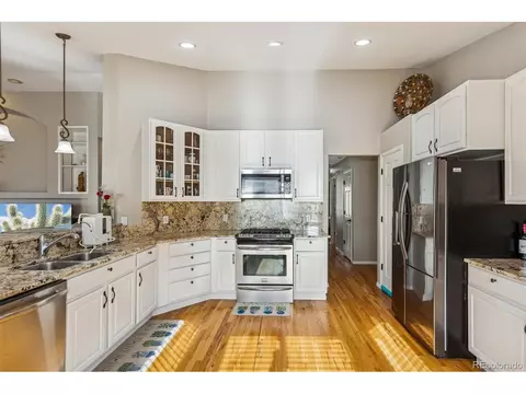 Kitchen - 22640 E Ida Cir, Aurora, CO 80015 photo 2 of 5
