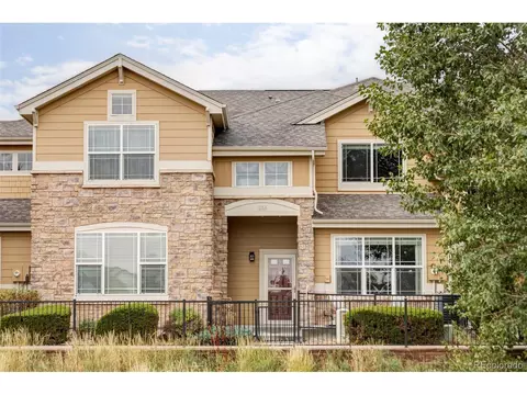 1763 S Buchanan Cir, Aurora, CO 80018