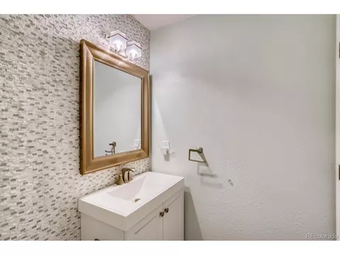 16464 E Ida Ave, Centennial, CO 80015 photo 13
