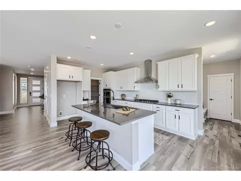 12864 Pinnacle, Longmont, CO 80504