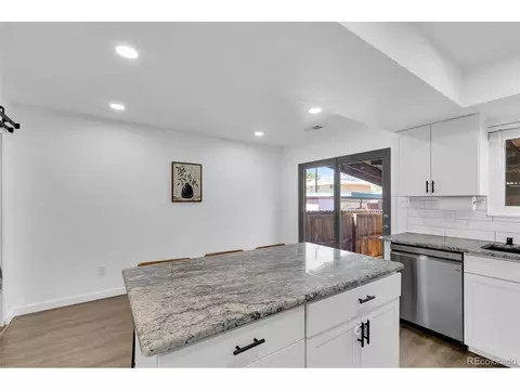 Kitchen - 9240 E Lehigh Ave #4, Denver, CO 80237 photo 4 of 6