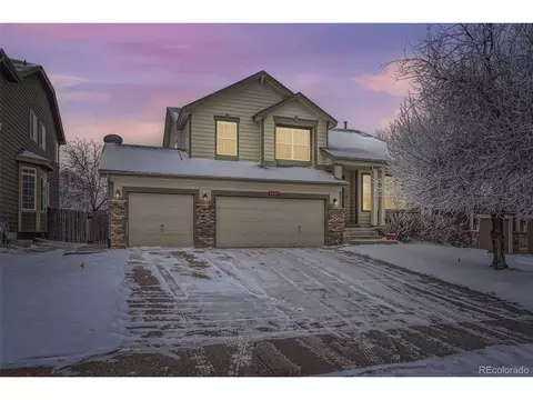 5882 Stagecoach Ave, Longmont, CO 80504