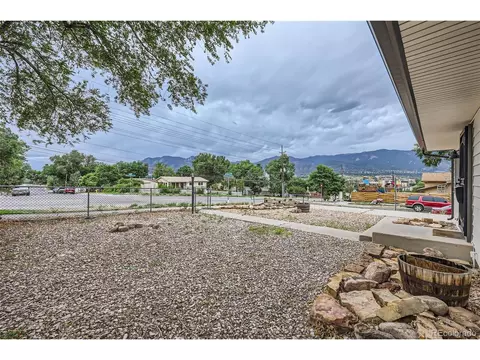702 E Fountain Blvd, Colorado Springs, CO 80903