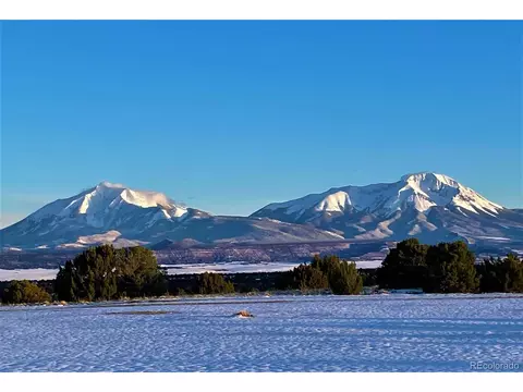 88 Shawnee Cir, Walsenburg, CO 81089