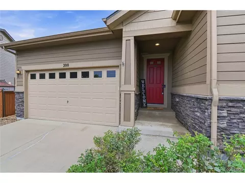 200 S Langdale Ct, Aurora, CO 80018