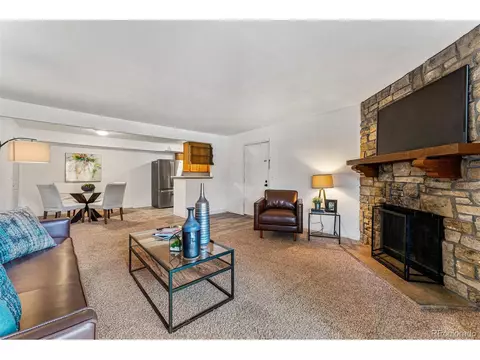 341 Wright St #105, Lakewood, CO 80228 photo 4