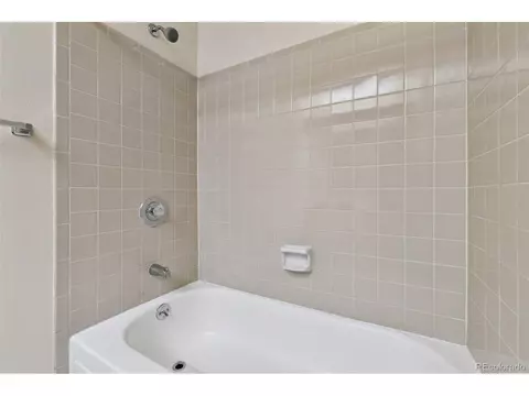 Bath - Undisclosed, Aurora, CO 80013 photo 3 of 3