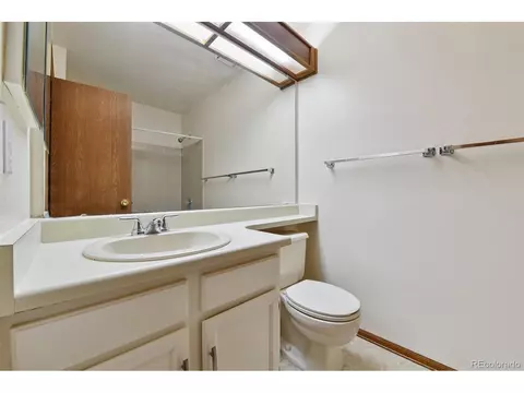 Bath - Undisclosed, Aurora, CO 80013 photo 2 of 3