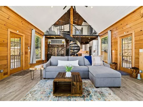 Living - 1023 Mexican Ridge Cir, Como, CO 80432 photo 3 of 4
