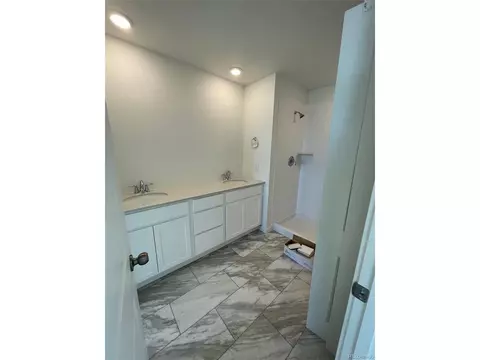 207 Adams St, Bennett, CO 80102 photo 4