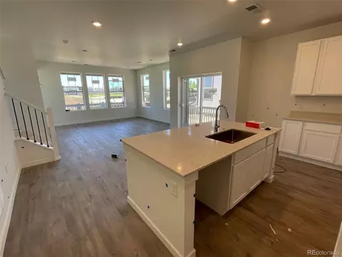 207 Adams St, Bennett, CO 80102 photo 3