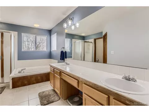 22381 E Lake Pl, Centennial, CO 80015 photo 18
