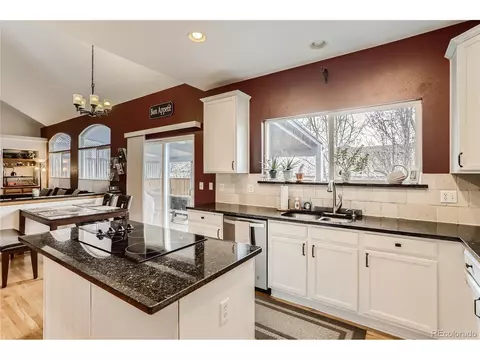 22381 E Lake Pl, Centennial, CO 80015 photo 8