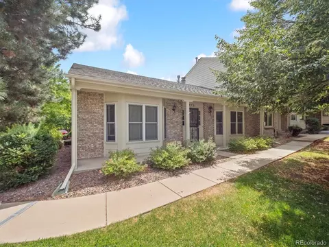 7721 S Cove Cir, Centennial, CO 80122