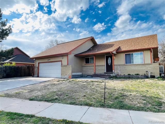 4669 Crown Blvd, Denver, CO 80239