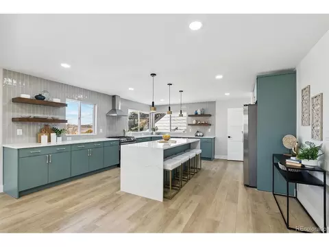 1642 Zenobia St, Denver, CO 80204
