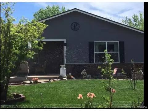 7865 Peninsula Dr, Colorado Springs, CO 80911