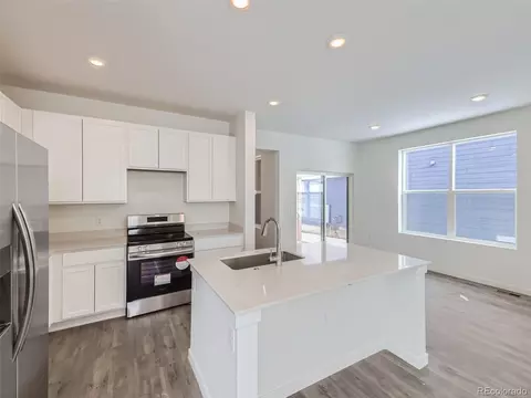 755 Aspen Ave, Bennett, CO 80102 photo 11