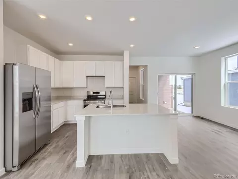 755 Aspen Ave, Bennett, CO 80102 photo 14