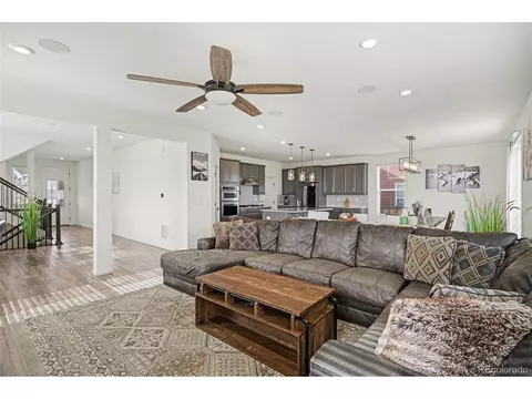 27626 E 6th Dr, Aurora, CO 80018 photo 10