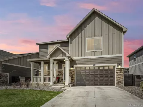 27247 E Maple Ave, Aurora, CO 80018