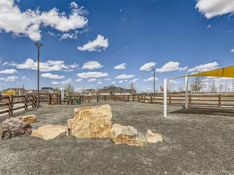 27247 E Maple Ave, Aurora, CO 80018 photo 32