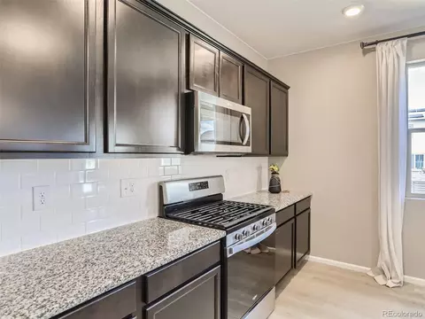 27247 E Maple Ave, Aurora, CO 80018 photo 9