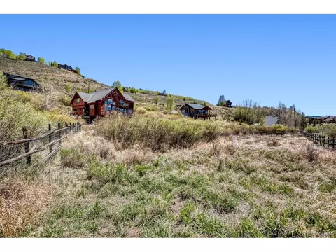 Exterior - 127 Hillside Dr, Silverthorne, CO 80498 photo 5 of 8