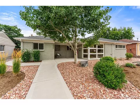 2880 Newport St, Denver, CO 80207